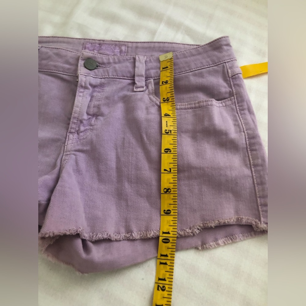 Guess Denim Shorts ( Size 29) - Picture 6 of 8
